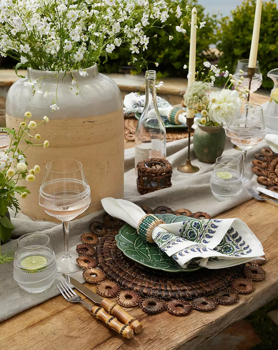 Veronica Beard Border Linen Napkin (Set Of 4) 4 Veronica Beard Border Linen Napkin (Set Of 4) - Image 4