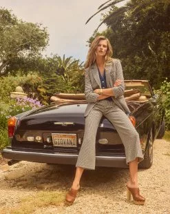 Veronica Beard Dova Houndstooth Pant 10 Veronica Beard Dova Houndstooth Pant -Veronica Beard Sales 2023 PDP Look 04 0986 R