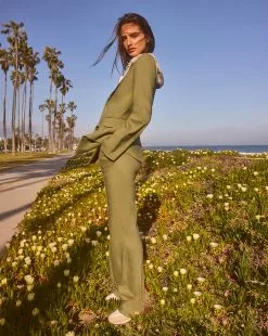 Veronica Beard Noda Linen Pant 12 Veronica Beard Noda Linen Pant -Veronica Beard Sales 2023 PDP Look 09 4539 R 9699bc25 2f39 469f a9b5 2c86320dd738