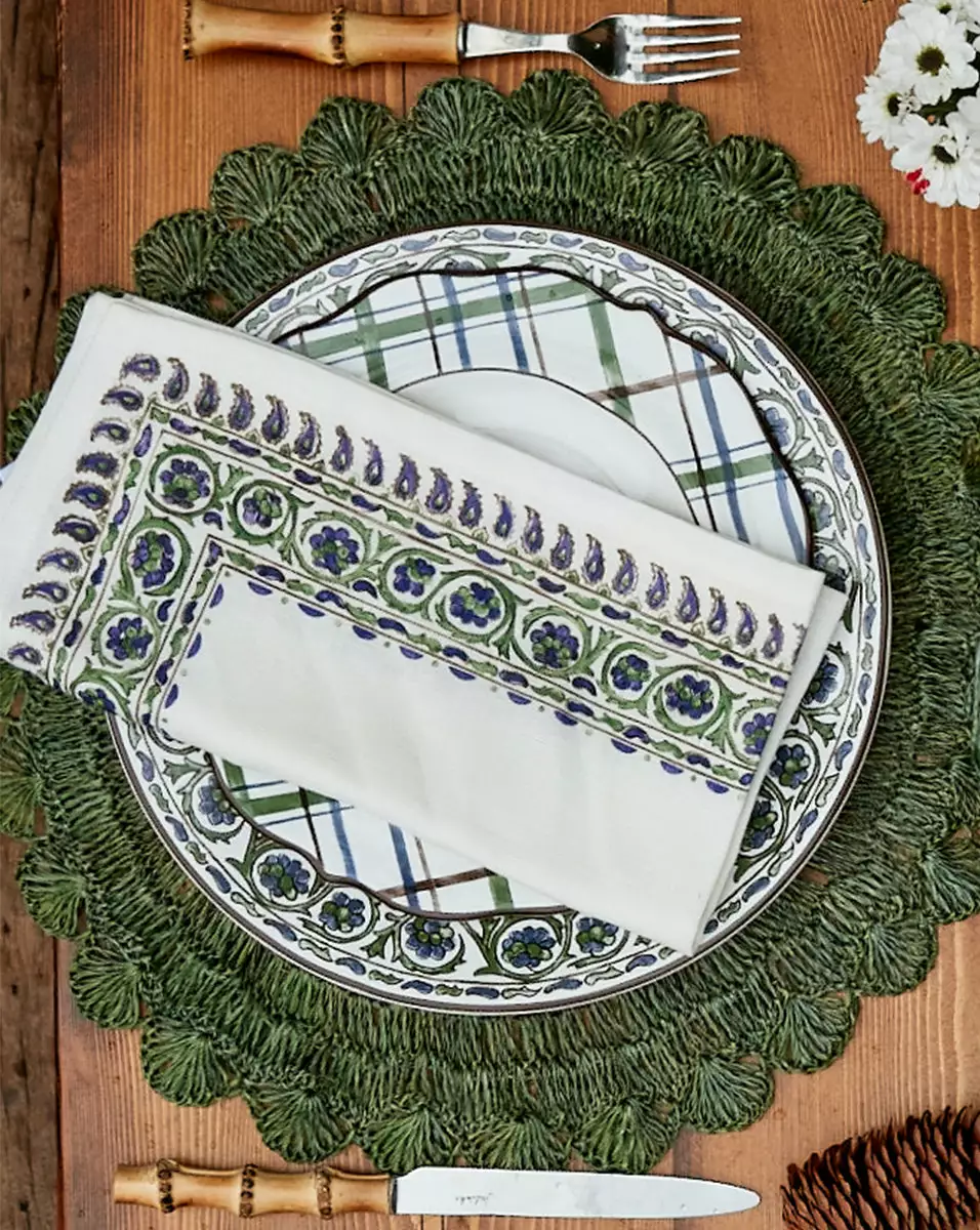 Veronica Beard Border Linen Napkin (Set Of 4) 5 Veronica Beard Border Linen Napkin (Set Of 4) - Image 5