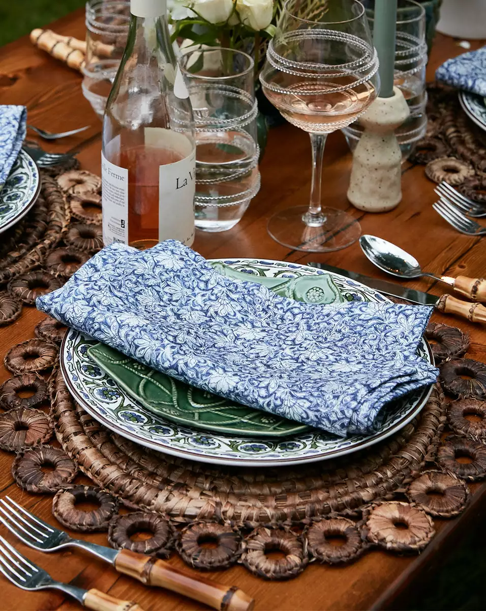 Veronica Beard Floral Lace Linen Navy Napkin (Set Of 4) 6 Veronica Beard Floral Lace Linen Navy Napkin (Set Of 4) - Image 6
